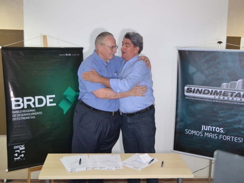 Assinatura de Acordo de Cooperação entre Sindimetal e BRDE