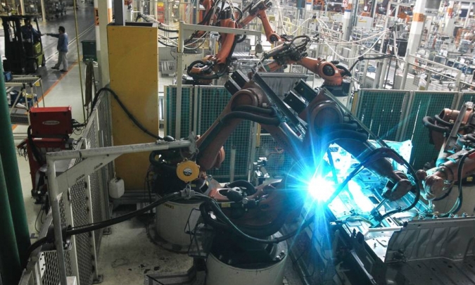 Indústria instala 1,5 mil robôs por ano