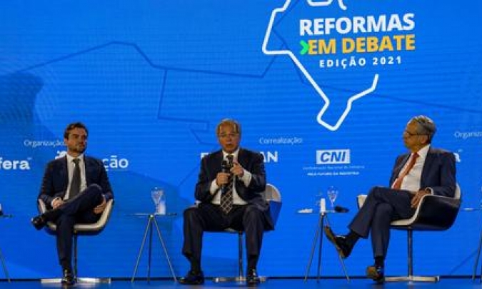 Falta de crescimento e desemprego do Brasil só serão resolvidos com reforma tributária ampla, diz presidente da CNI
